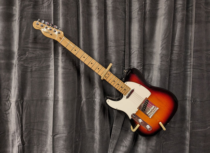 Used Fender American Standard Telecaster Left-Handed - 3 Tone Sunburst